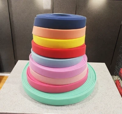 Sangle enduite de PVC, de TPU ou de TPE : laquelle les marques d'animaux de c...