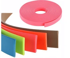 Sangle enduite de silicone en plastique en nylon de PVC de finition mate brillante avec la couleur faite sur commande de taille